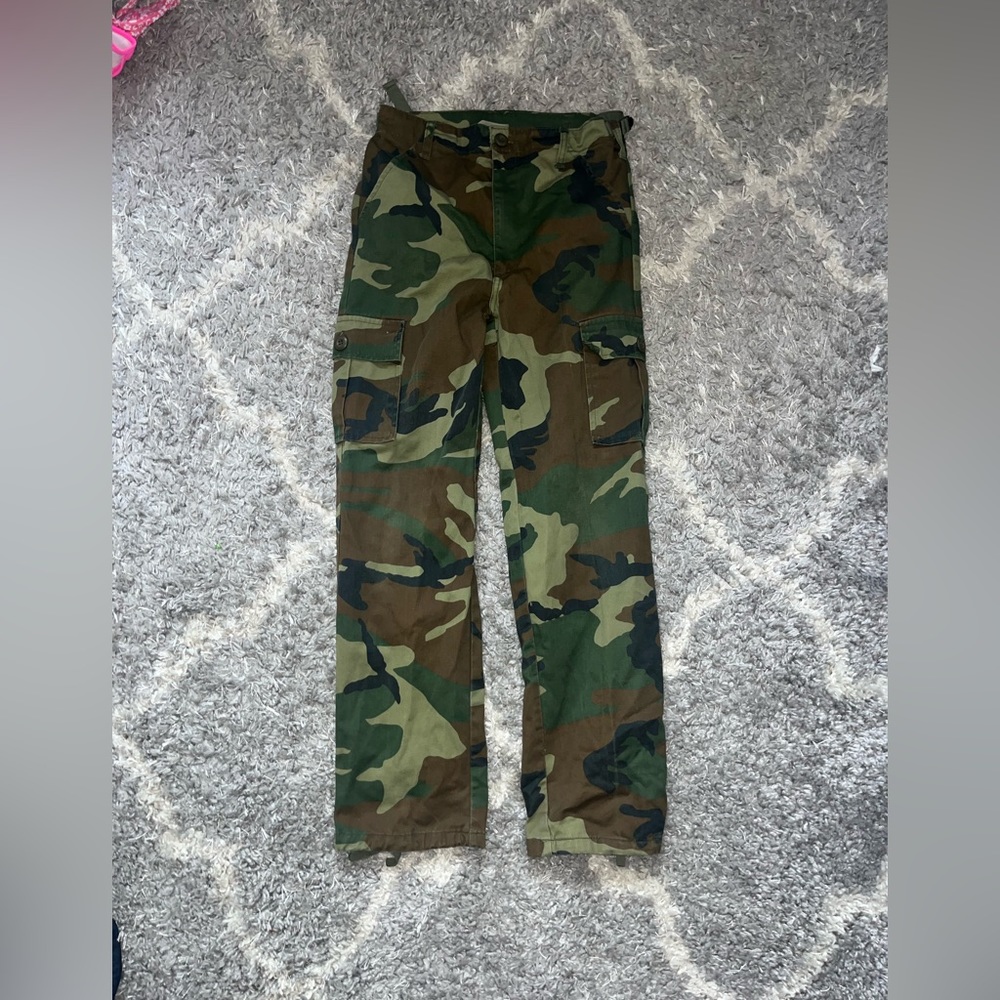 CAMO CARGO PANTS